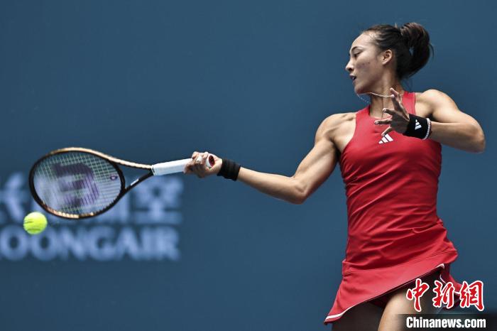 郑钦文直落两盘横扫蒙古选手晋级亚运会女单1