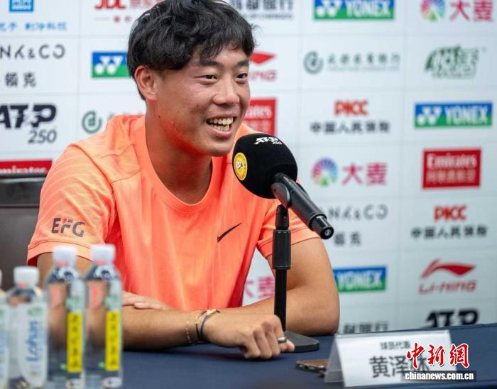 黄泽林美网创历史 成都赛备战再掀热潮